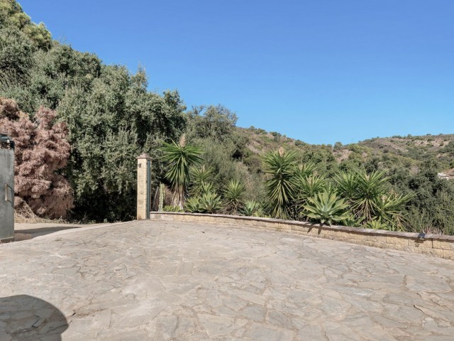 3 Bedrooms Villa in Estepona