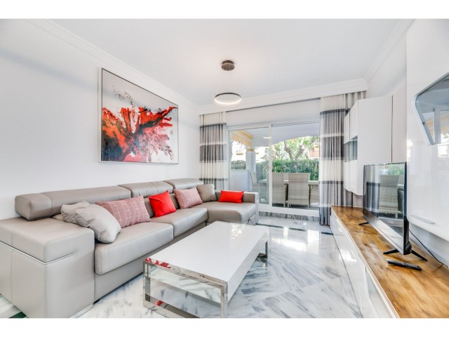 Apartment, Puerto Banús, R5211592