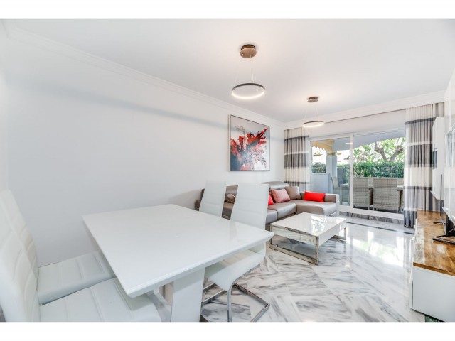 2 Bedrooms Apartment in Puerto Banús