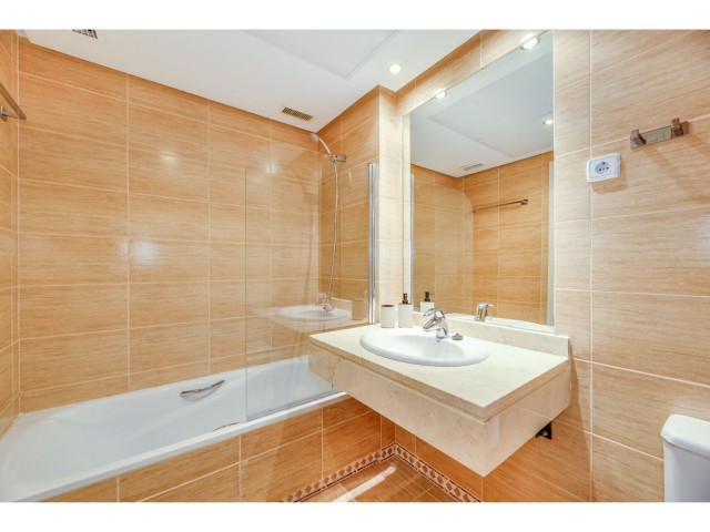 2 Bedrooms Apartment in Puerto Banús