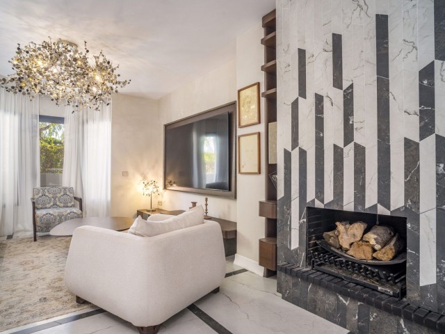 3 Bedrooms Apartment in Nueva Andalucía