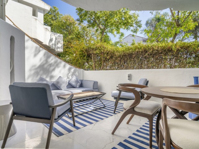 3 Bedrooms Apartment in Nueva Andalucía