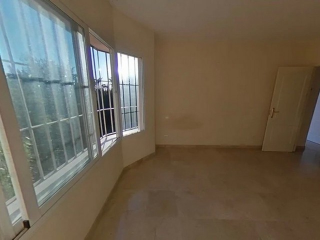 Villa avec 5 Chambres  à Marbella