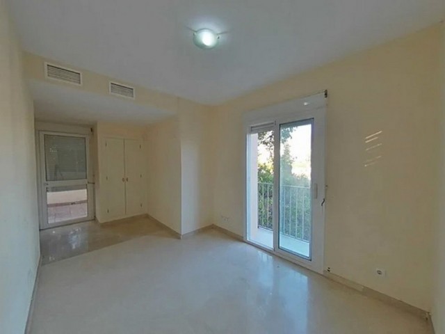 Villa avec 5 Chambres  à Marbella