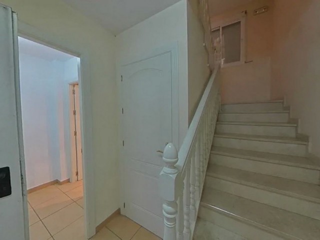 Villa avec 5 Chambres  à Marbella