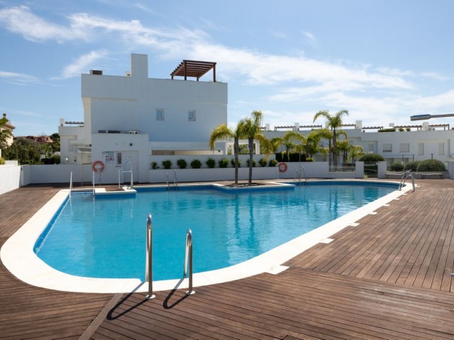 4 Bedrooms Villa in Calahonda