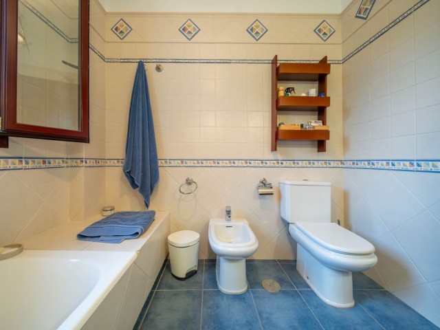 5 Bedrooms Villa in Mijas Golf