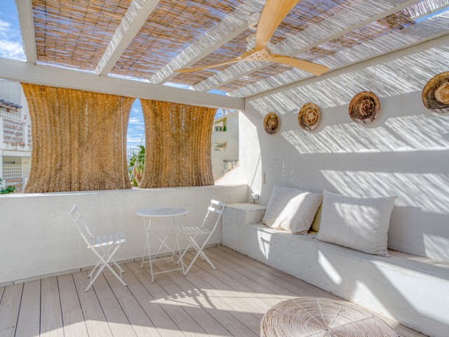 3 Bedrooms Townhouse in Estepona