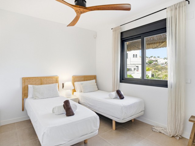 3 Bedrooms Townhouse in Estepona