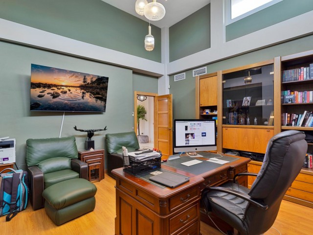 6 Bedrooms Villa in Benalmadena Costa