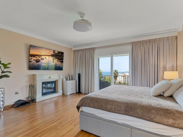 6 Bedrooms Villa in Benalmadena Costa