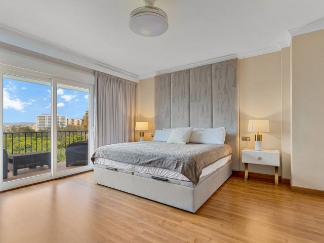 Villa avec 6 Chambres  à Benalmadena Costa