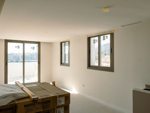 Apartamento con 2 Dormitorios  en Estepona