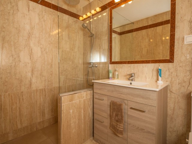 2 Soveroms Leilighet i Elviria