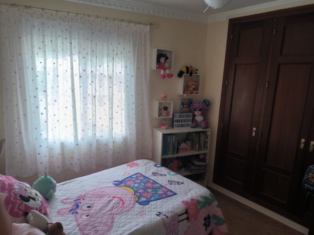 Penthouse avec 3 Chambres  à Estepona