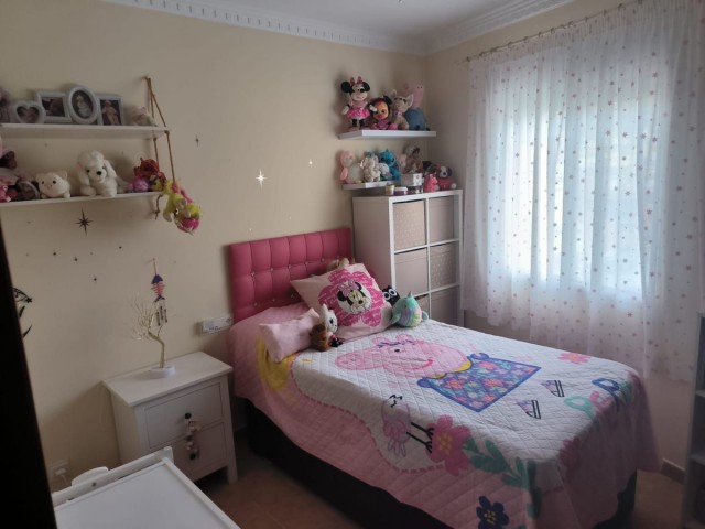 Penthouse avec 3 Chambres  à Estepona