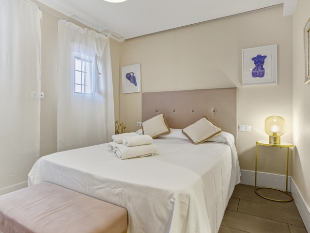 2 Bedrooms Apartment in Puerto Banús