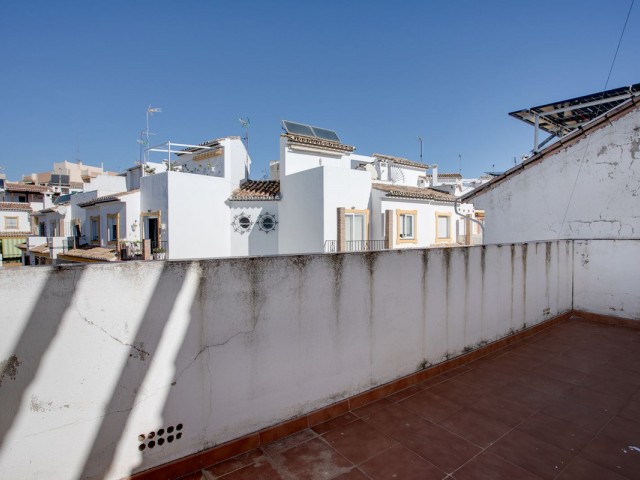 4 Soveroms Rekkehus i Estepona