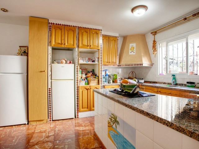 4 Soveroms Rekkehus i Estepona