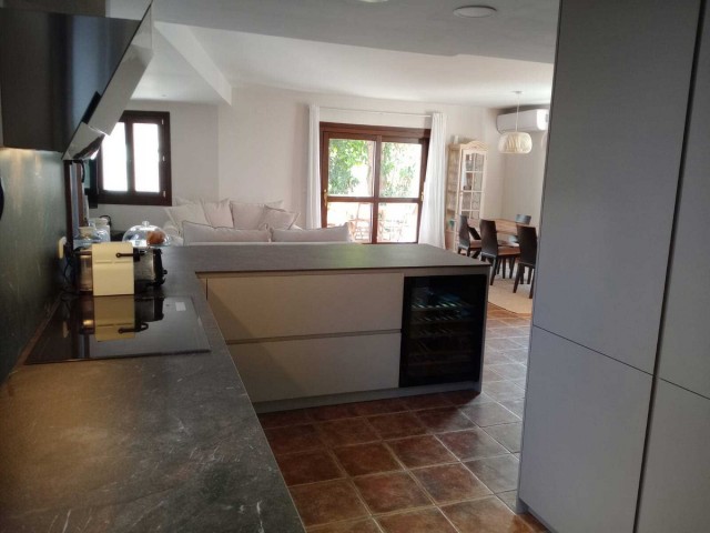 3 Bedrooms Villa in Estepona
