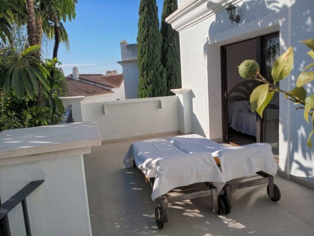 3 Bedrooms Villa in Estepona