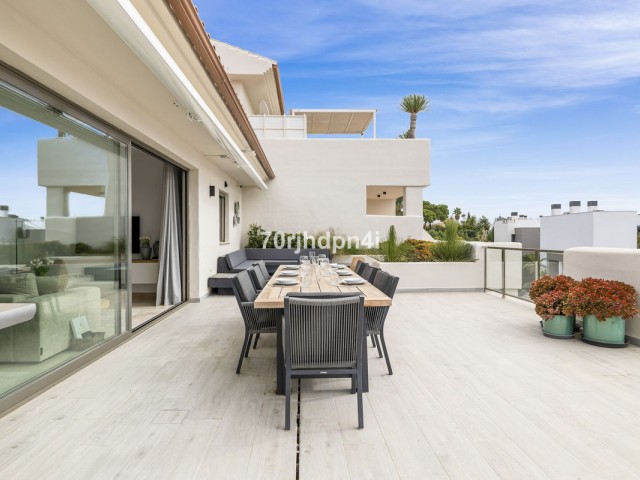 Penthouse avec 3 Chambres  à Estepona