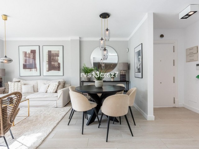 Appartement avec 4 Chambres  à Nueva Andalucía