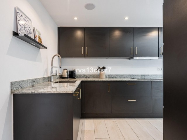 Appartement avec 4 Chambres  à Nueva Andalucía