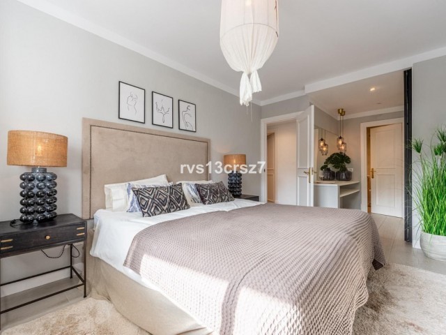 Appartement avec 4 Chambres  à Nueva Andalucía