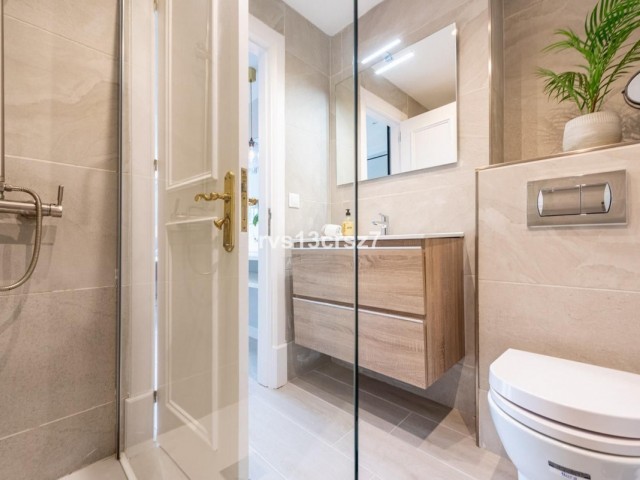 Appartement avec 4 Chambres  à Nueva Andalucía