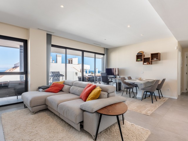 2 Bedrooms Apartment in Fuengirola