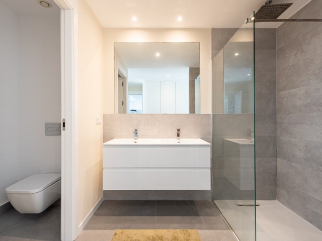 2 Bedrooms Apartment in Fuengirola