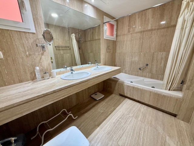 2 Slaapkamer Appartement in Puerto Banús