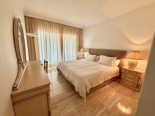 2 Bedrooms Apartment in Puerto Banús