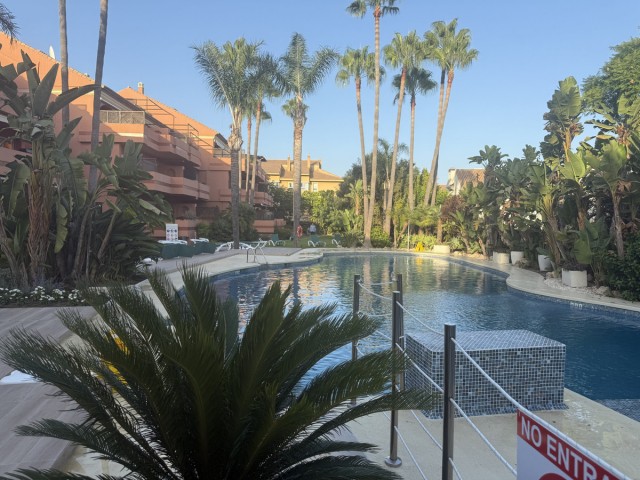 2 Bedrooms Apartment in Puerto Banús