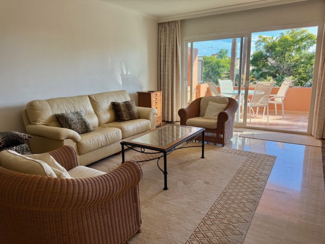 2 Bedrooms Apartment in Puerto Banús