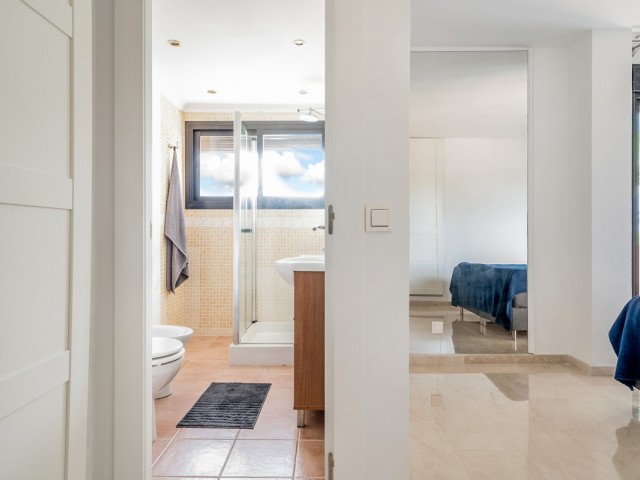 2 Soveroms Leilighet i Nueva Andalucía