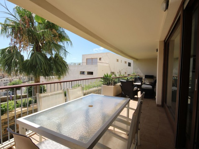 Apartment, Los Monteros, R5215285