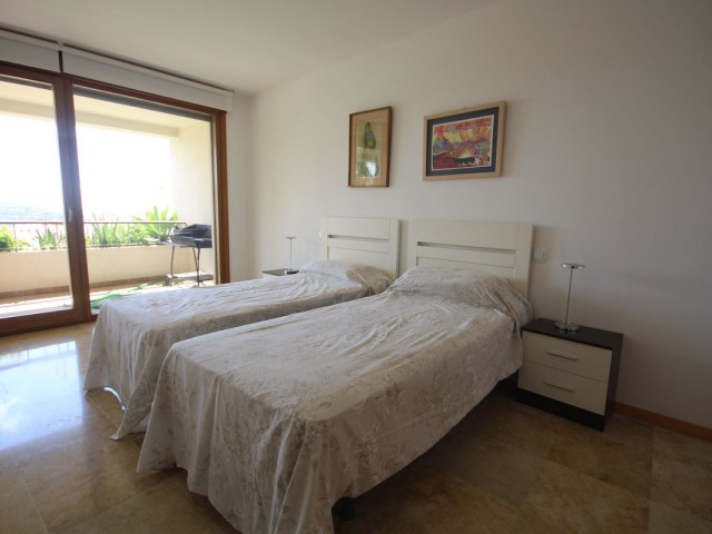 3 Bedrooms Apartment in Los Monteros