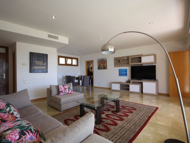 Apartment, Los Monteros, R5215285