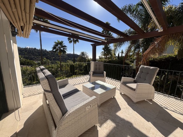 7 Bedrooms Villa in Benahavís