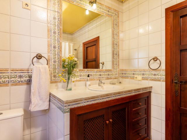 4 Soveroms Villa i Elviria