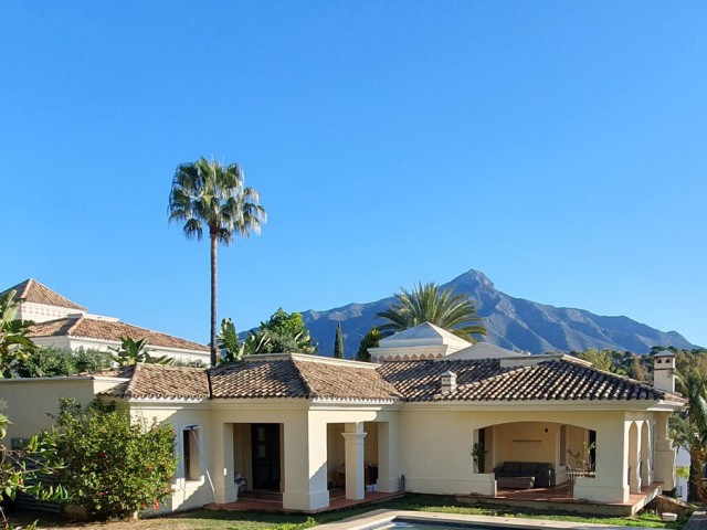 Villa, Nueva Andalucia