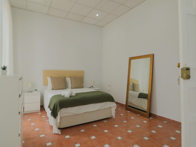 5 Bedrooms Apartment in Málaga