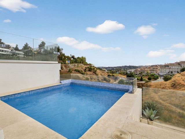 2 Makuuhuoneen Huoneisto Nueva Andalucía