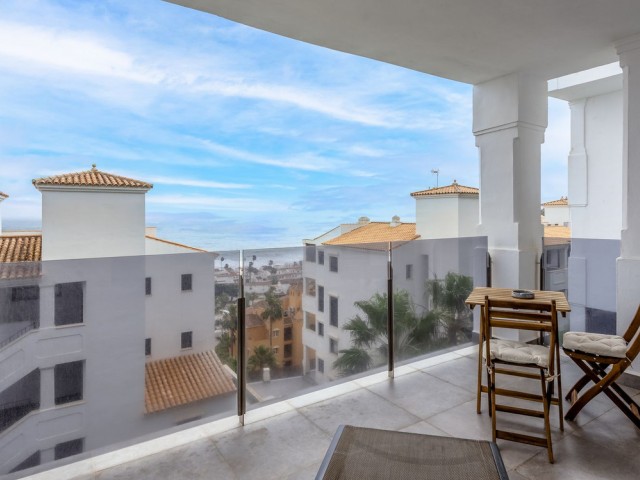 Apartment, La Duquesa, R5199682