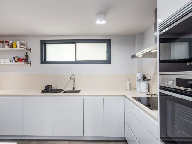 3 Bedrooms Apartment in La Duquesa