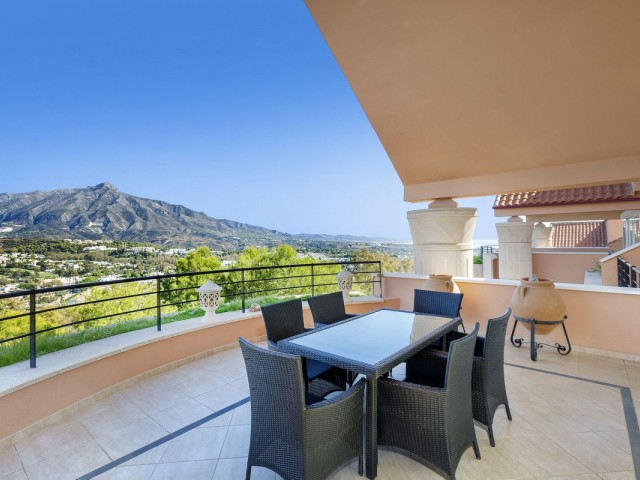 3 Makuuhuoneen Huoneisto Nueva Andalucía