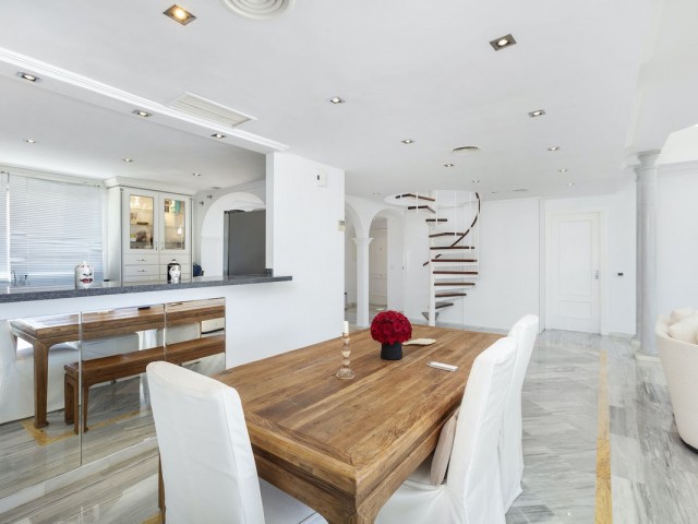 3 Makuuhuoneen Huoneisto Nueva Andalucía