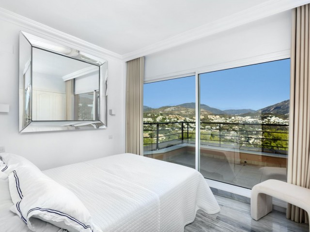 3 Makuuhuoneen Huoneisto Nueva Andalucía